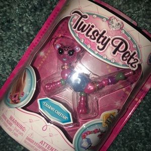 Twisty Petz- Charmy Cheetah